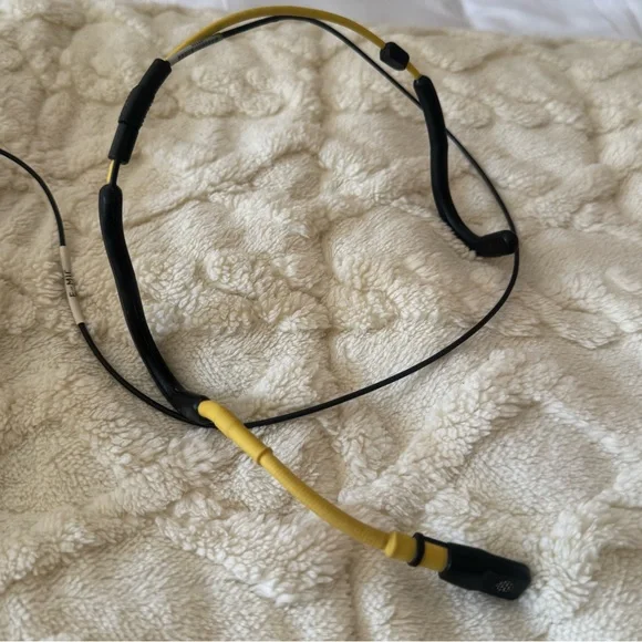 AV NOW Fitness Headset Microphone - Yellow-Color - Picture 2 of 7